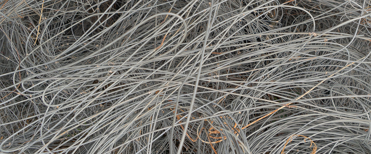 Materiales sostenibles y no sostenibles